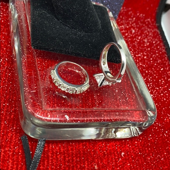 Princess cut 18k white Gold overlay She say yes !! 💎💋🍾rings - Picture 14 of 17